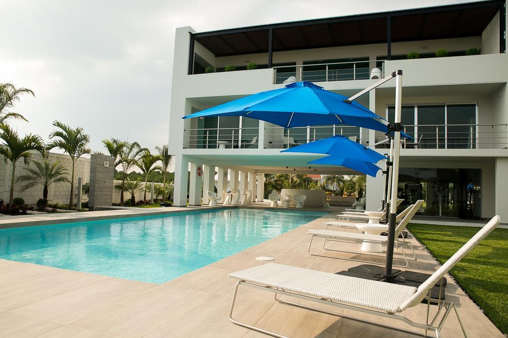 Hotel Aqua & Martinez de la Torre