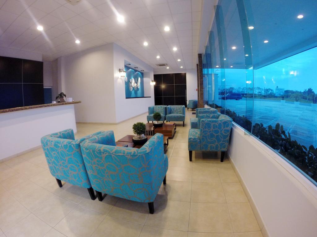 Aqua & Hotel