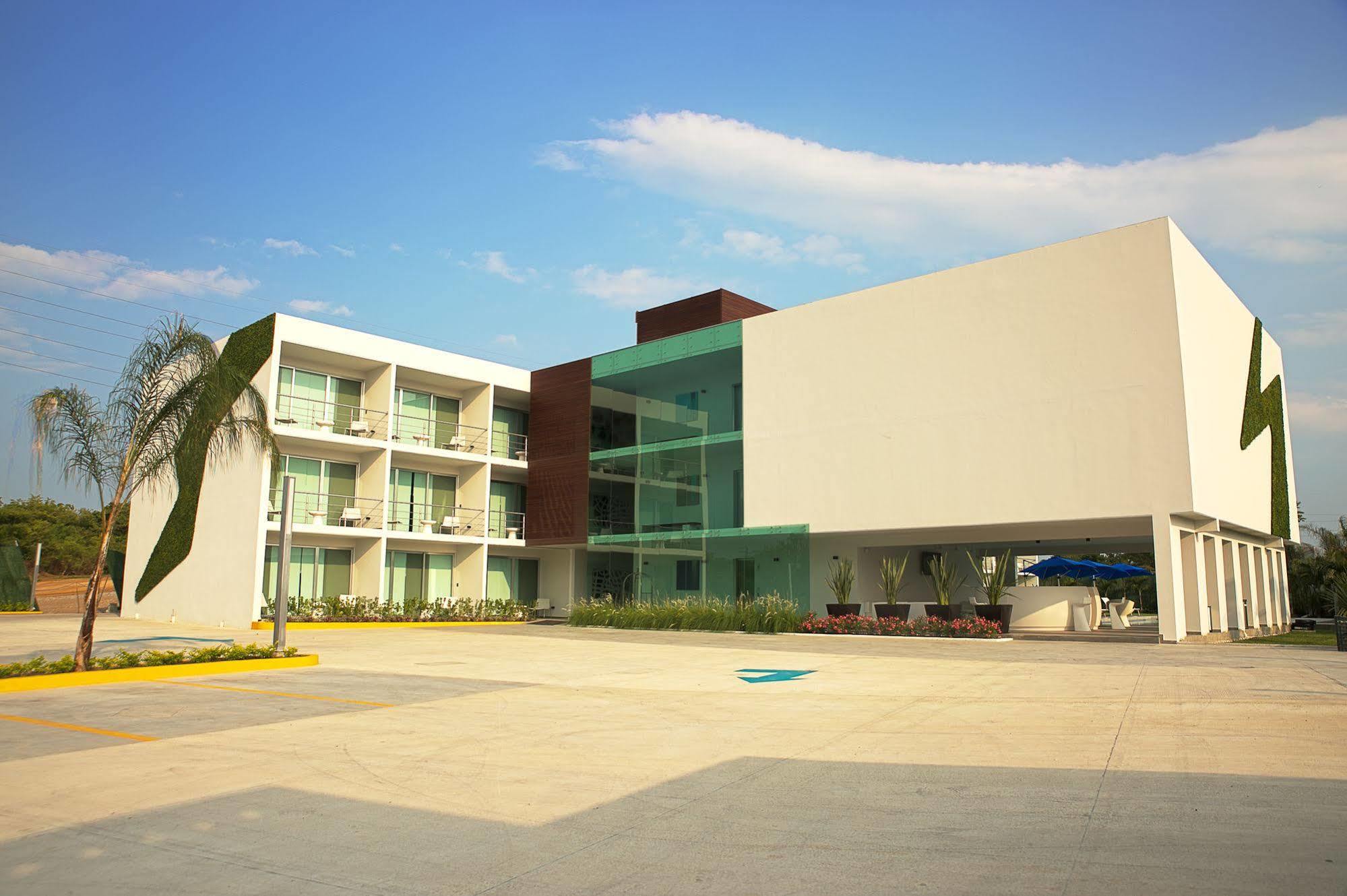 Aqua & Hotel 4*