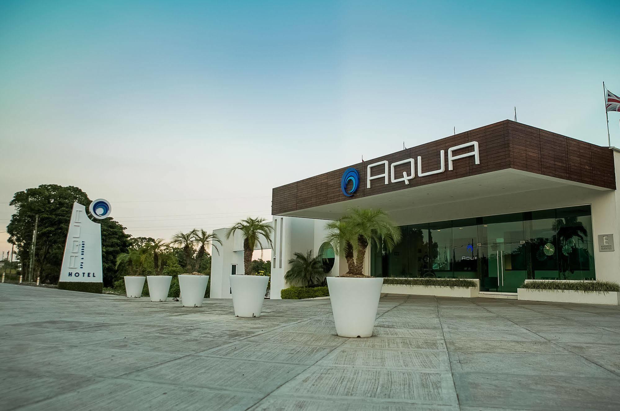 Hotel Aqua & 4*
